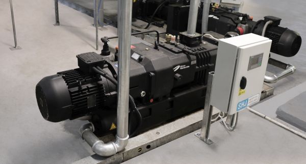 Elmo Rietschle GBH100 Ventilator installation in a hospital facility